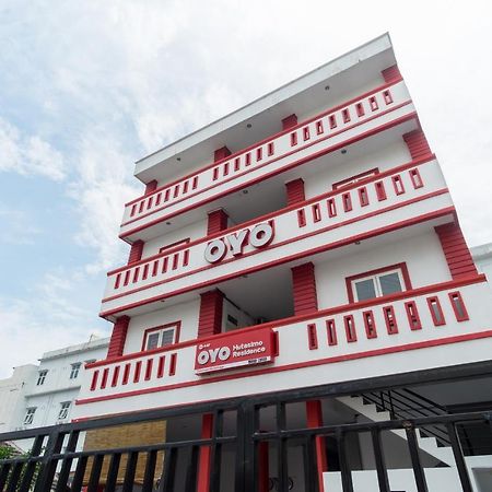Oyo 447 Hutasimo Residence Medan Dış mekan fotoğraf