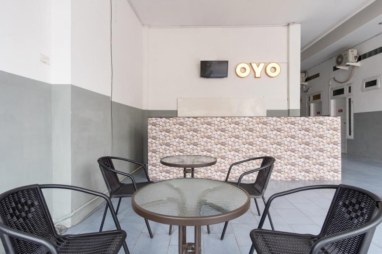 Oyo 447 Hutasimo Residence Medan Dış mekan fotoğraf