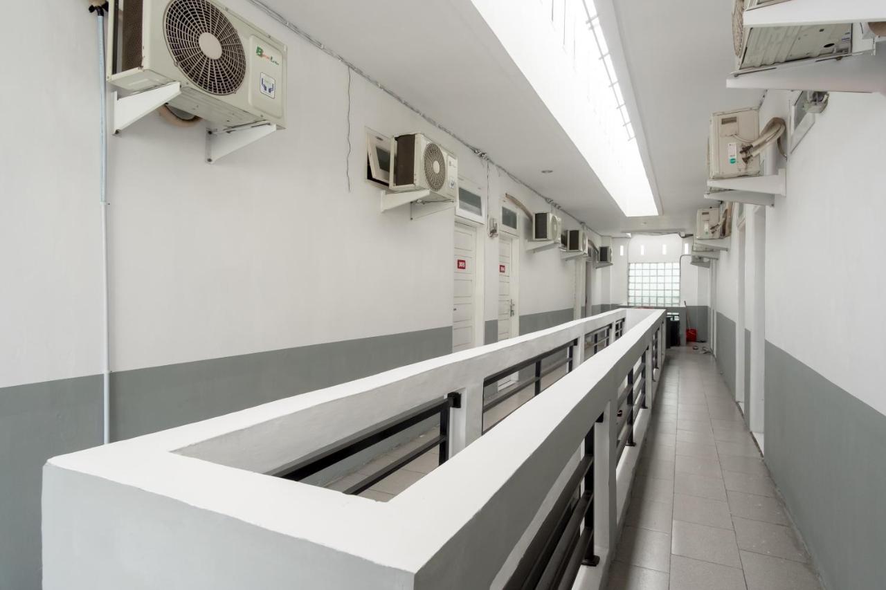 Oyo 447 Hutasimo Residence Medan Dış mekan fotoğraf